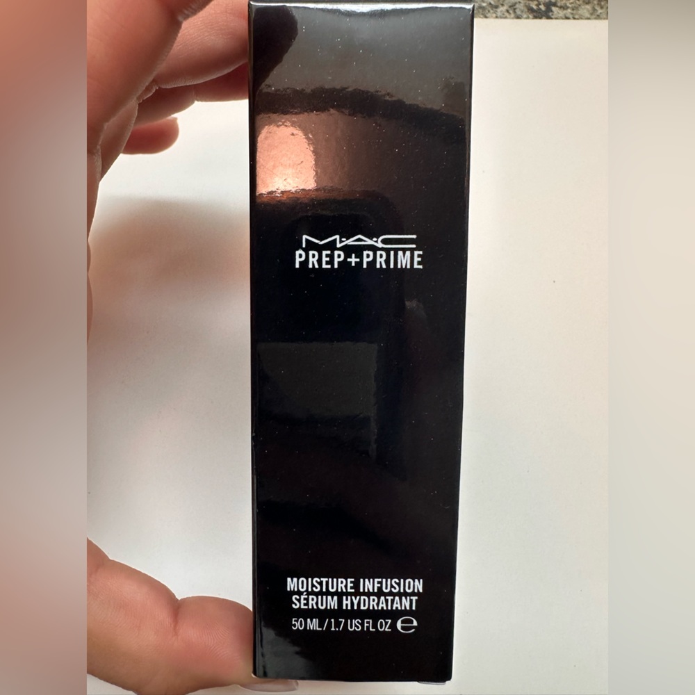 BNIB - MAC Prep & Prime Moisture Infusion Serum 50ml